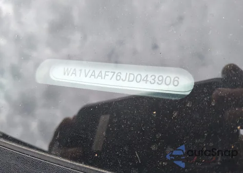 2018 Audi Q7 3.0T Premium из США, поврежденный, VIN WA1VAAF76JD043906